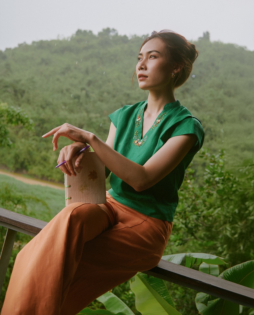 Áo Bo Tay Liền Linen Thêu Tay TOP218 thời trang thiết kế Hity