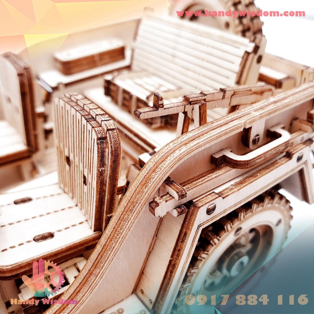 Mô hình lắp ghép gỗ tỉ lệ - Xe Jeep - Robotime Army Field Car MC701