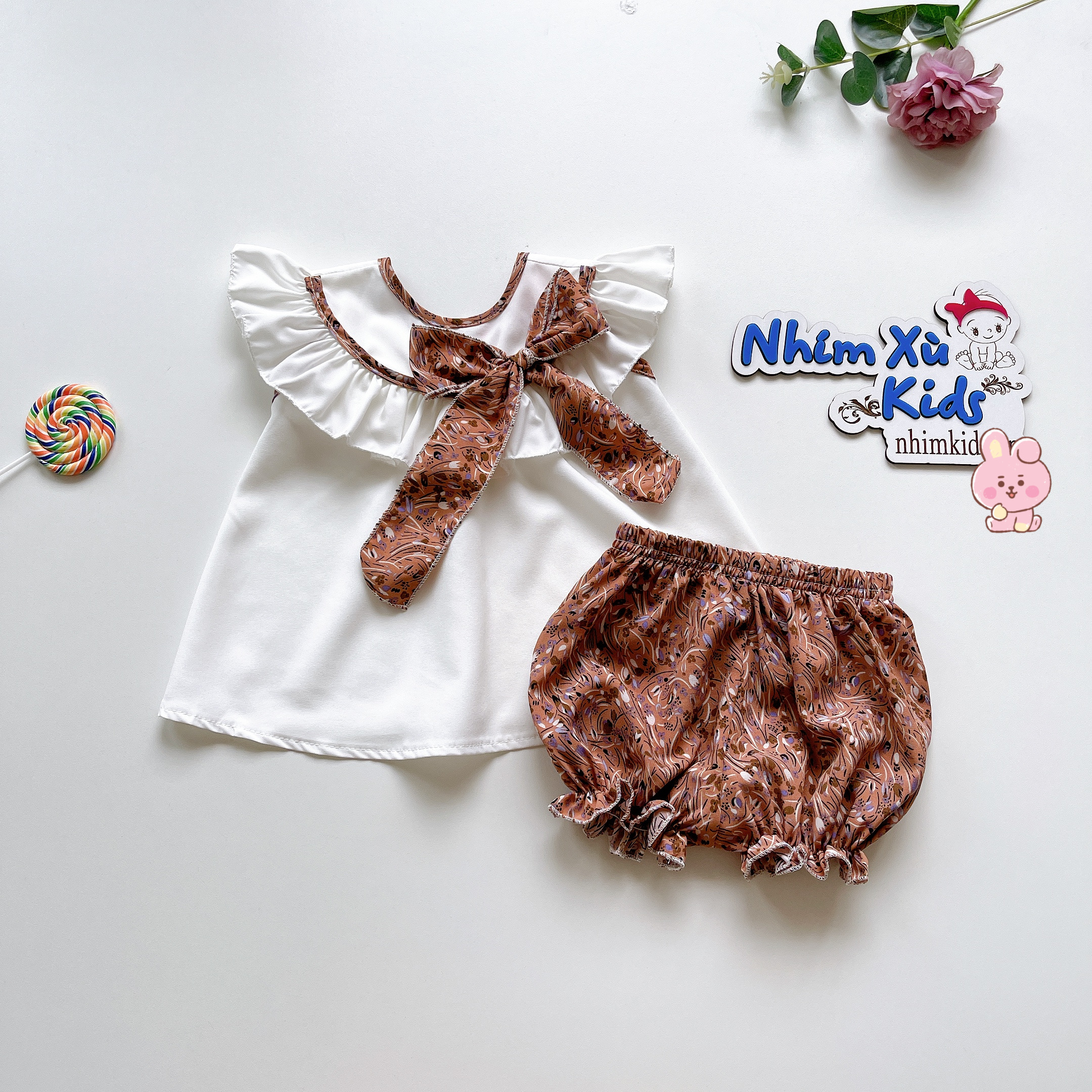 Bộ Áo Quần Nơ Nhí Nâu Bé Gái 4 Đến 30kg Chất Lụa Mềm Mát