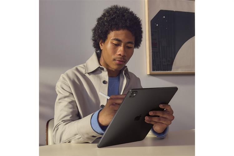 Máy tính bảng iPad Pro M5 13 inch WiFi