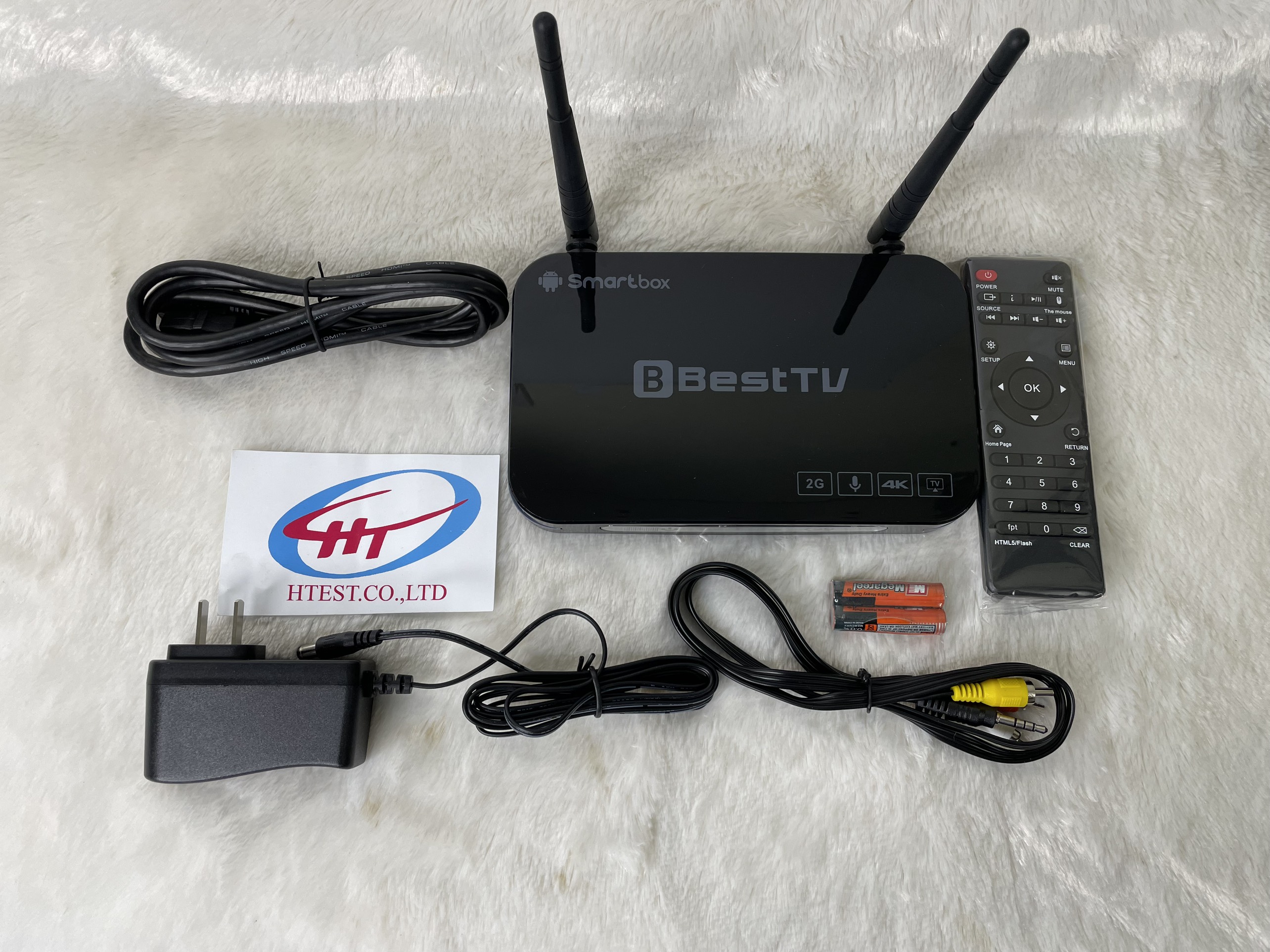 Android Tivi Box Best TV G9 Có Điều Khiển Giọng Nói ,hệ điều hành 7.1 xem chường trình truyền hình và giải trí Youtube thỏa thích.