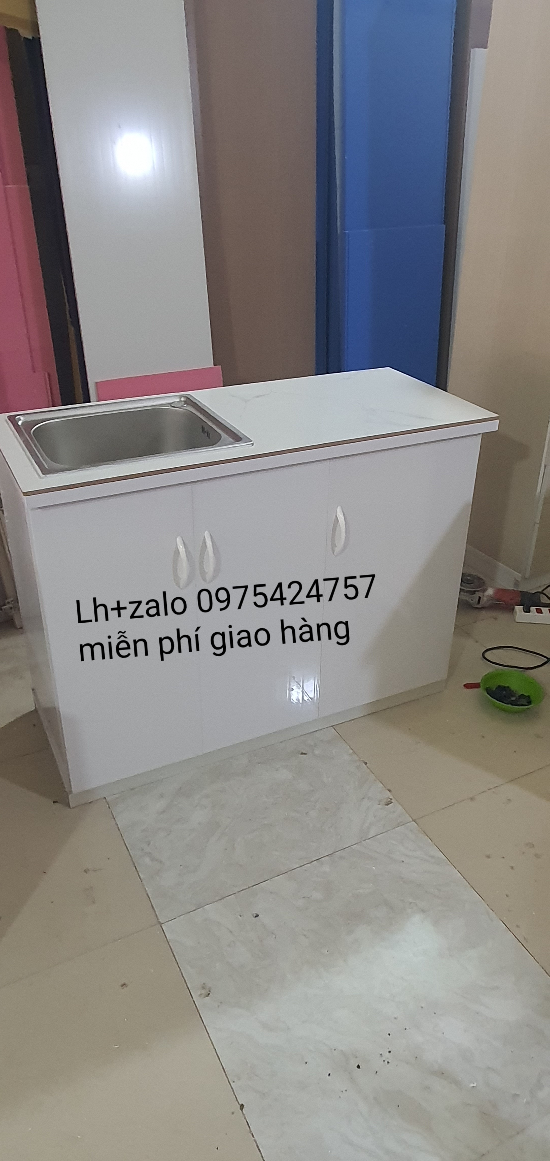 Tủ bếp mini sẵn bồn mặt gạch freeship