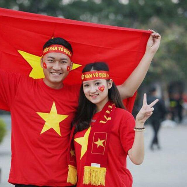 Áo thun cờ đỏ sao vàng loại tốt
