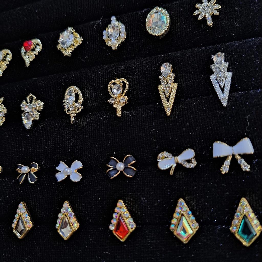 (ảnh thật) Charm Đá Cao Cấp Đính Móng 7A
