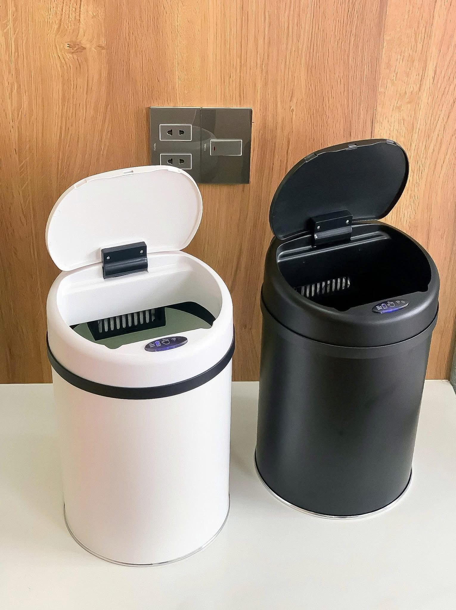 THÙNG RÁC CẢM ỨNG LETEK SENSOR LR30 - 30L hàng chính hãng