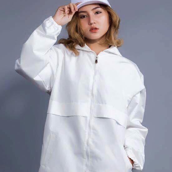 Áo khoác gió nữ