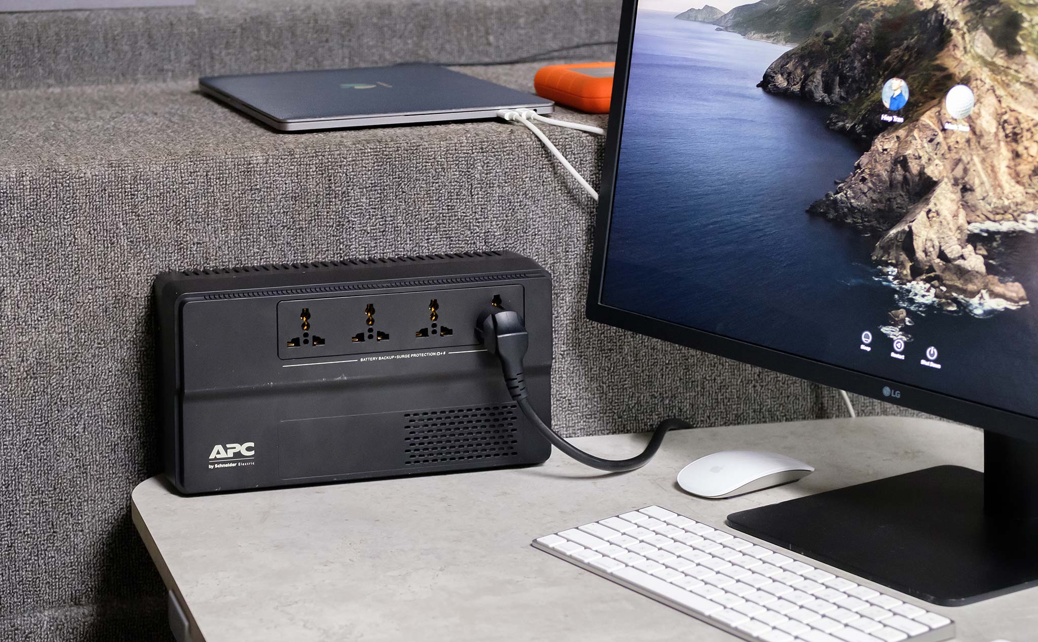 Bộ Lưu Điện: APC Back-UPS BV 1000VA, AVR, Universal Outlet, 230V - BV1000I-MS - Hàng Chính Hãng