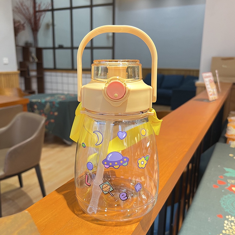 Bình Nước Nhựa Cao Cấp Dung Tích 1200ml Kèm Dây Đeo Cực Tiện Lợi Xinh Xắn Dễ Thương.