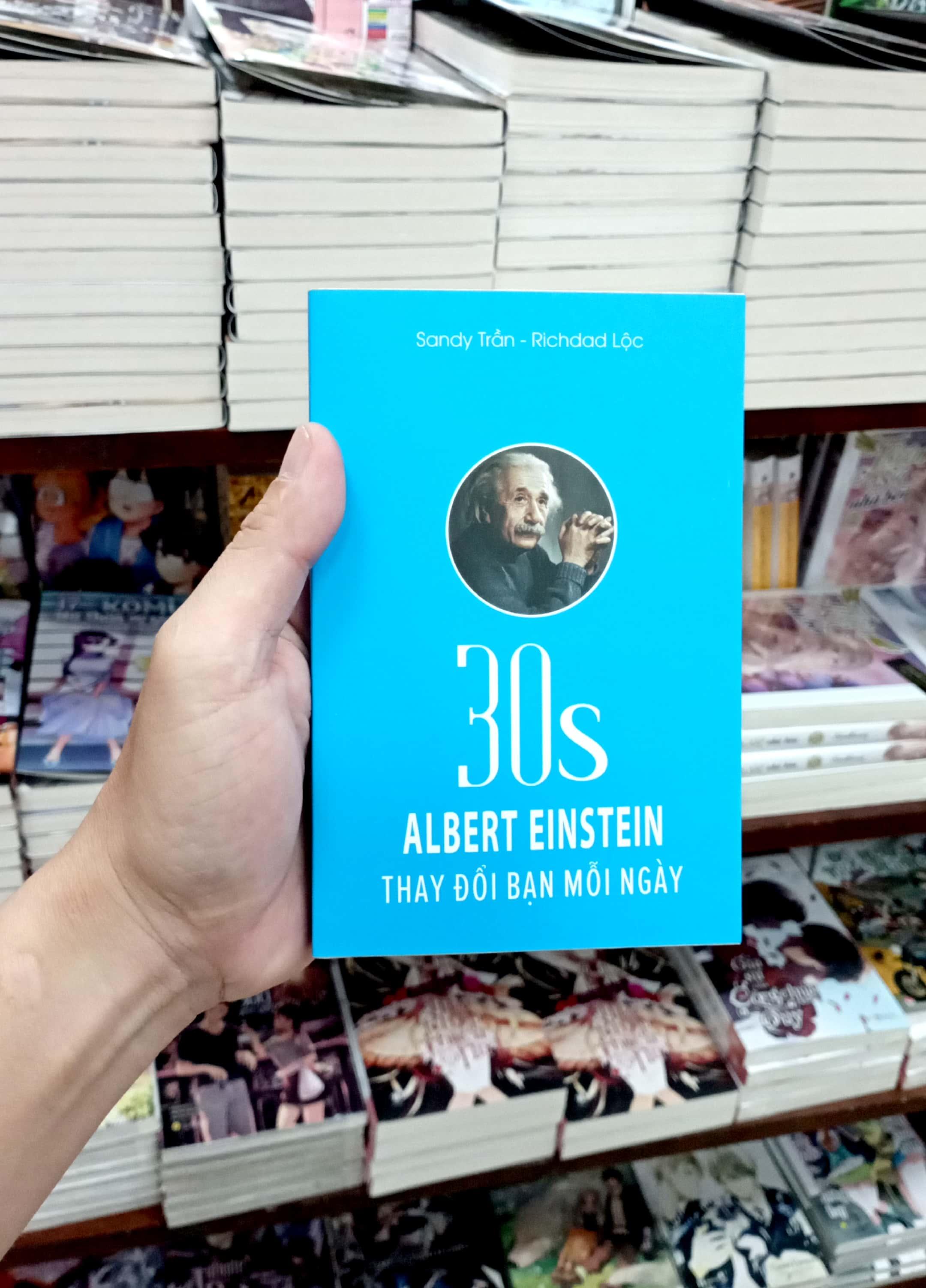 30s Robert Einstein Thay Đổi Bạn Mỗi Ngày