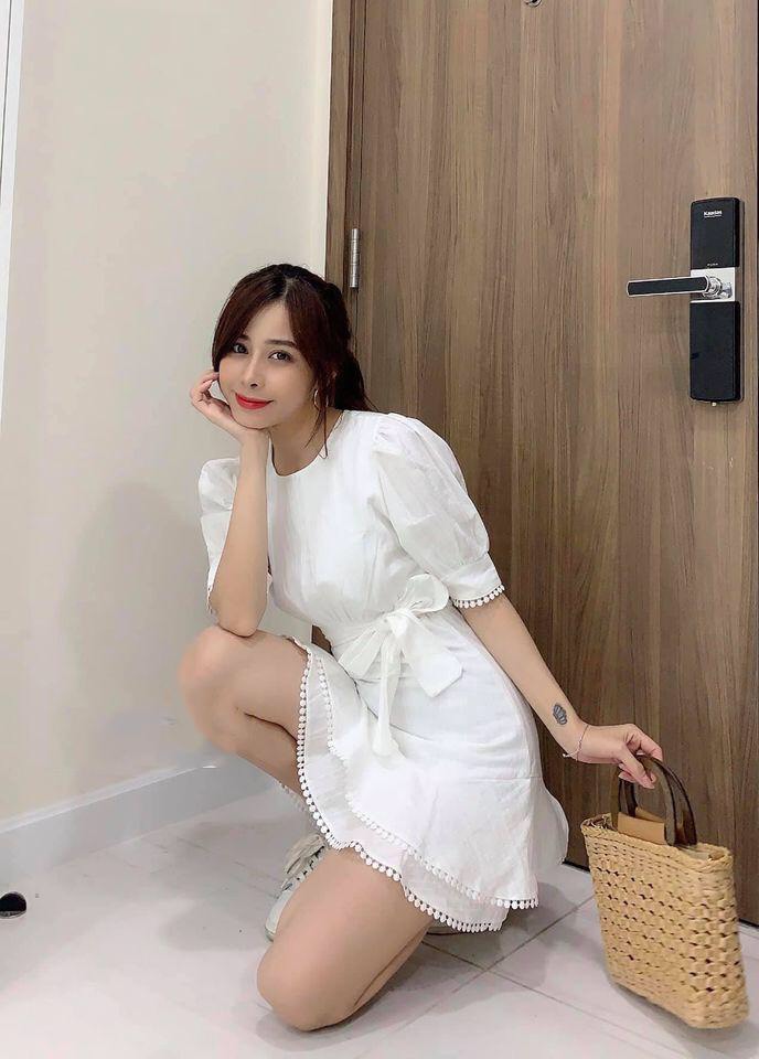 Đầm xòe bèo hở lưng phối ren xinh xinh NT8266