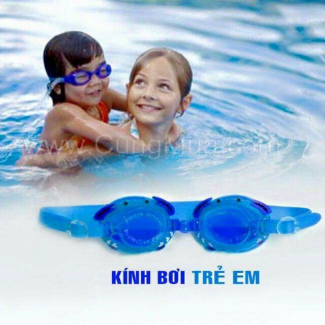 Kính bơi cho bé