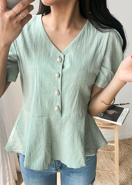 Áo Blouse Đính Cúc Ngọc Trai Like Freesize