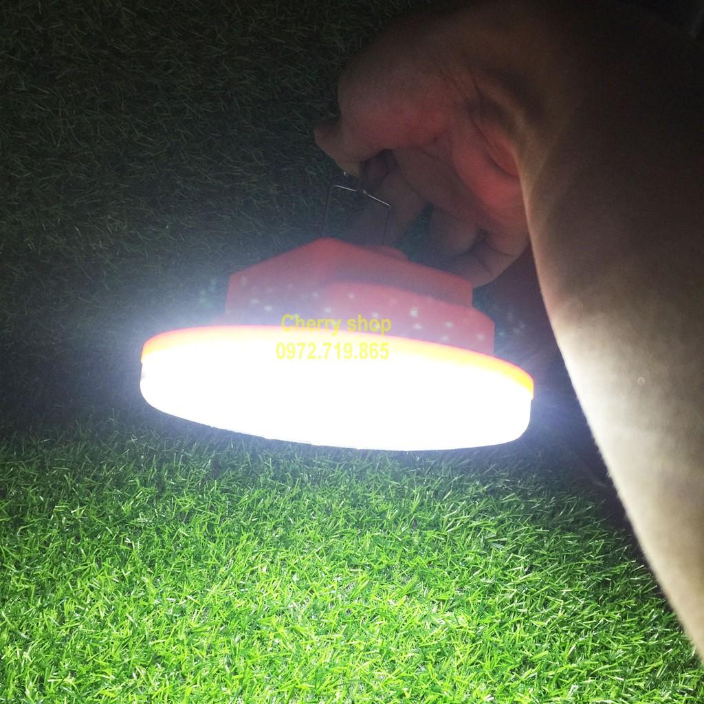 Bóng đèn tích điện 8h-10h loại 200w – 250w sạc tích điện LED có móc treo bóng tỏa sáng rộng siêu sáng