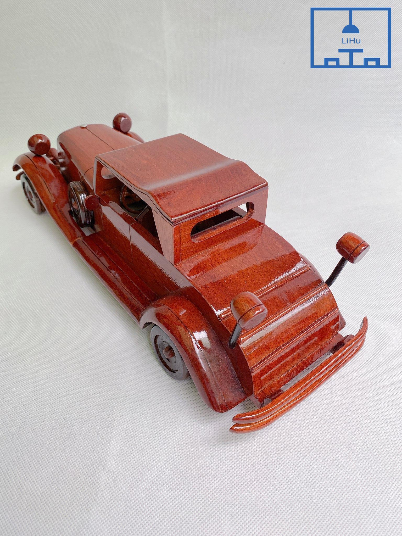 Xe ô tô DUSENBURG làm bằng gỗ nguyên chất - Size 32x12x10cm
