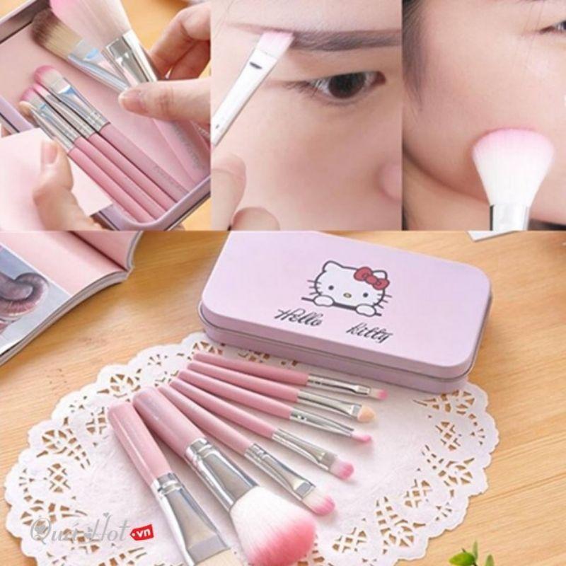 BỘ CỌ TRANG ĐIỂM HỘP HELLO KITTY DỄ THƯƠNG