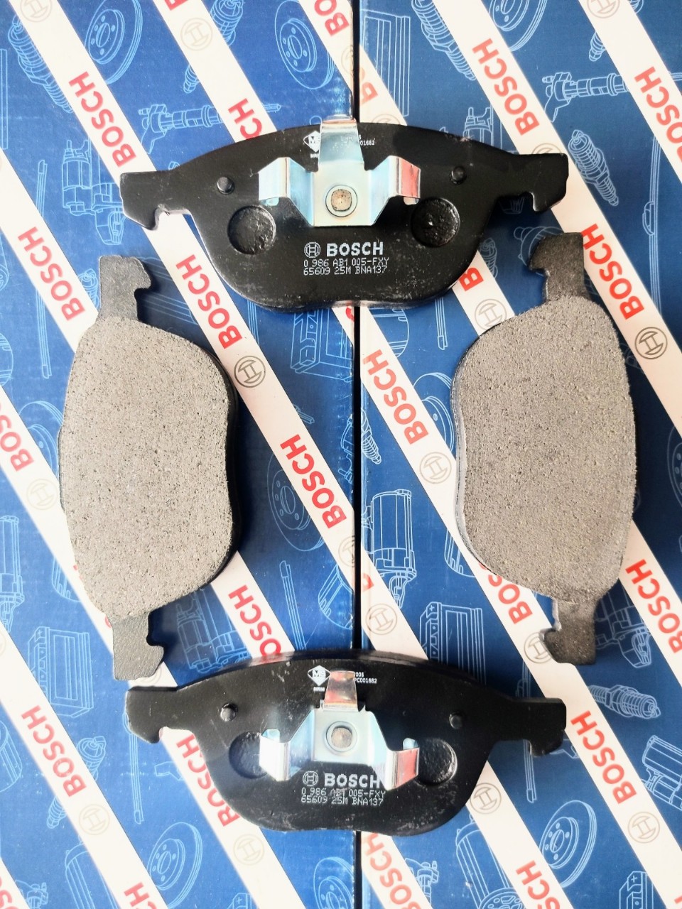Bộ Bố Thắng Trước Sau Bosch Cho Ford EcoSport Focus (2009-2021)