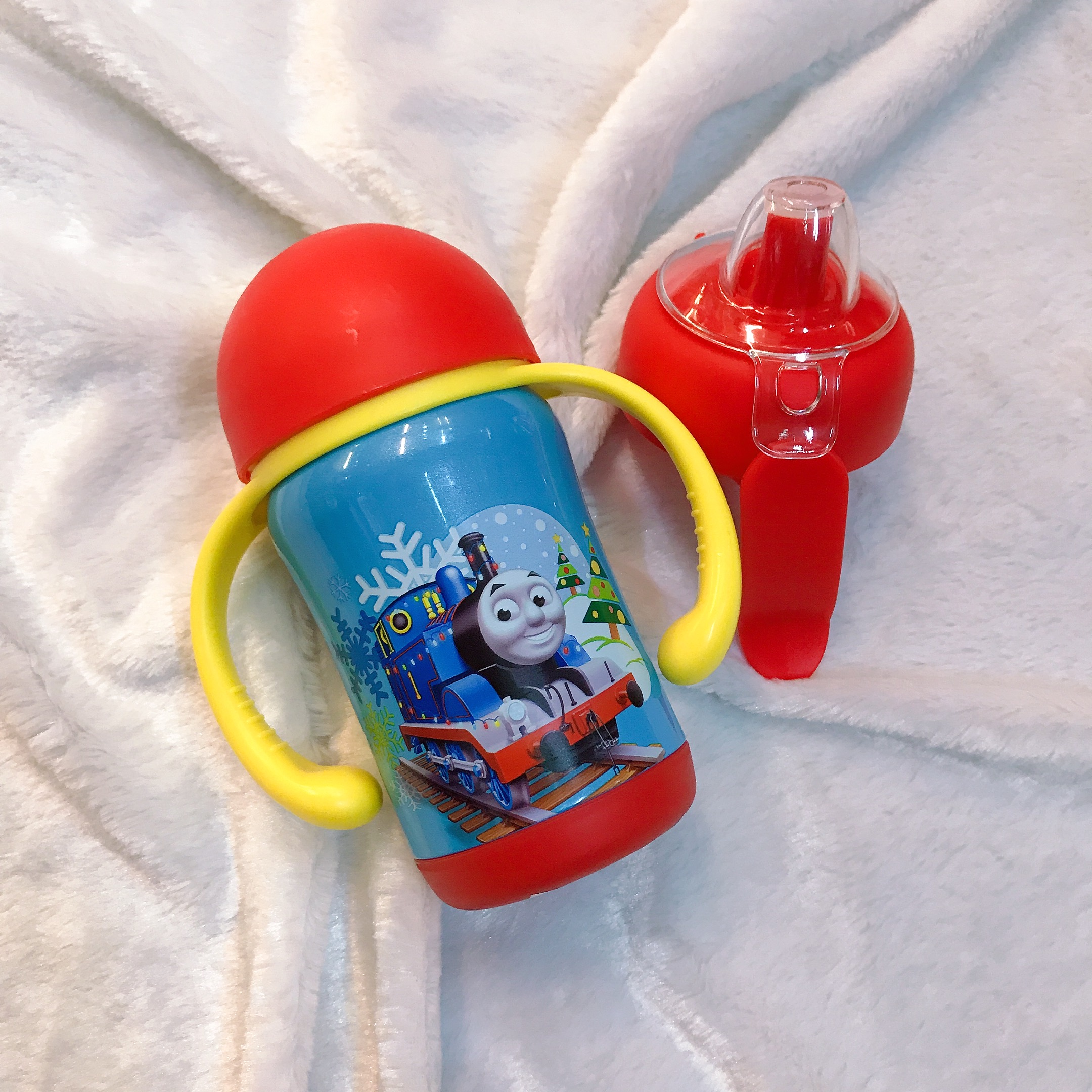 Bình nước giữ nhiệt 2 quai cầm kèm 2 nắp thay hình xe lửa Thomas and Friends màu đỏ cho trẻ em, bé trai  - TM4506-DO