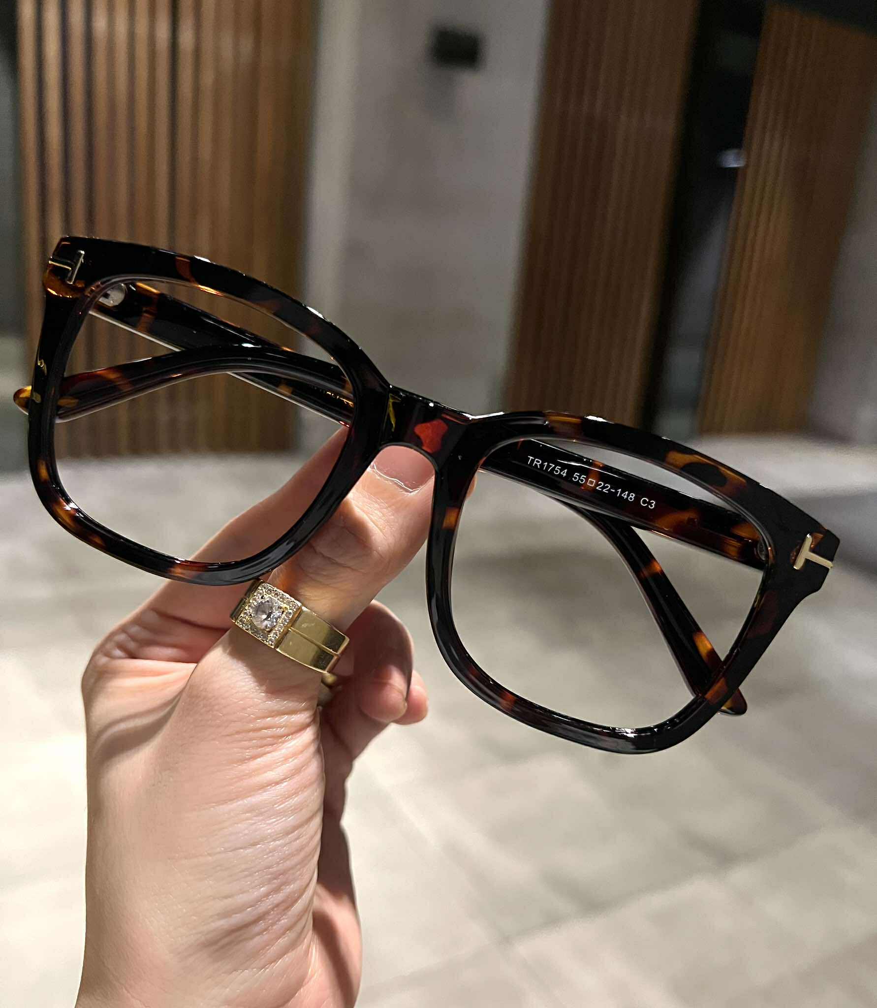 Kính mắt unisex Mắt vuông to Oversize gọng nhựa Aetate cao cấp