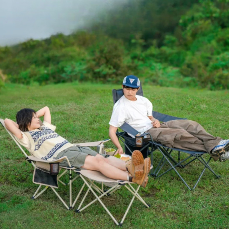 Ghế xếp gọn thư giãn kèm bàn đa năng Naturehike CNK2350JJ011
