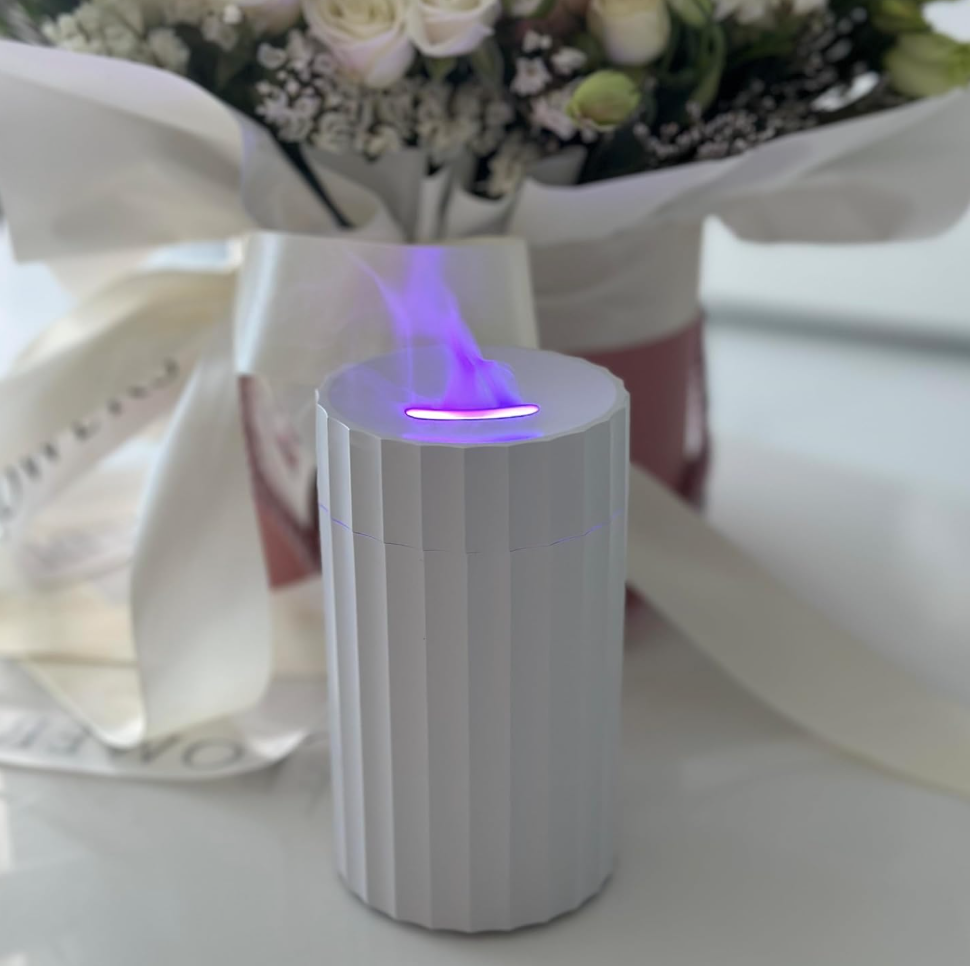 Máy Khuếch Tán Tinh Dầu Dùng Cho Xe Oto Tạo Hương Thơm Giữ Ẩm Khử Mùi Xe Hơi Xông Tinh Dầu Thơm Mát