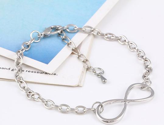 Vòng đeo tay vô cực cá tính nam nữ