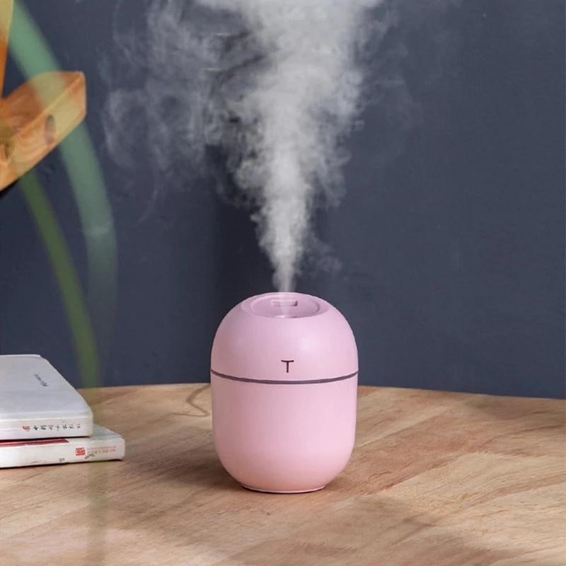 Ultrasonic Mini Air Humidifier 200ML USB Aroma Essential Oil Diffuser Home Car Fogger Mist Maker with LED Night Lamp 2020 New
