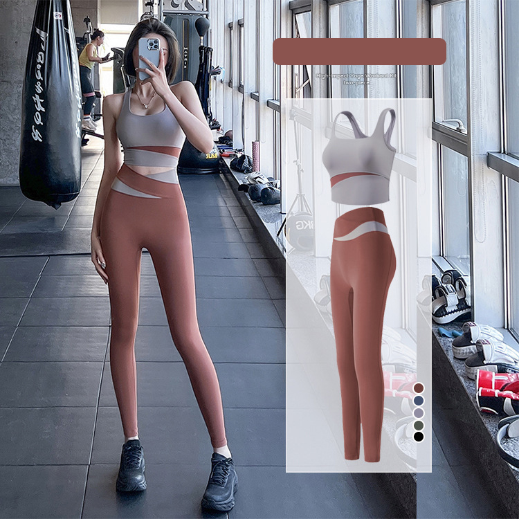 Fullset quần dài và áo bra nữ-TZ506 - Màu sắc cơ bản, thiết kế đơn giản nhưng không kém phần nổi bật