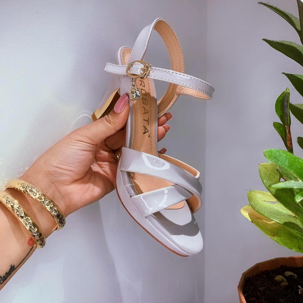 Sandal nữ quai chéo, da bóng cao cấp ROSATA RO386 - HÀNG VIỆT NAM - BKSTORE