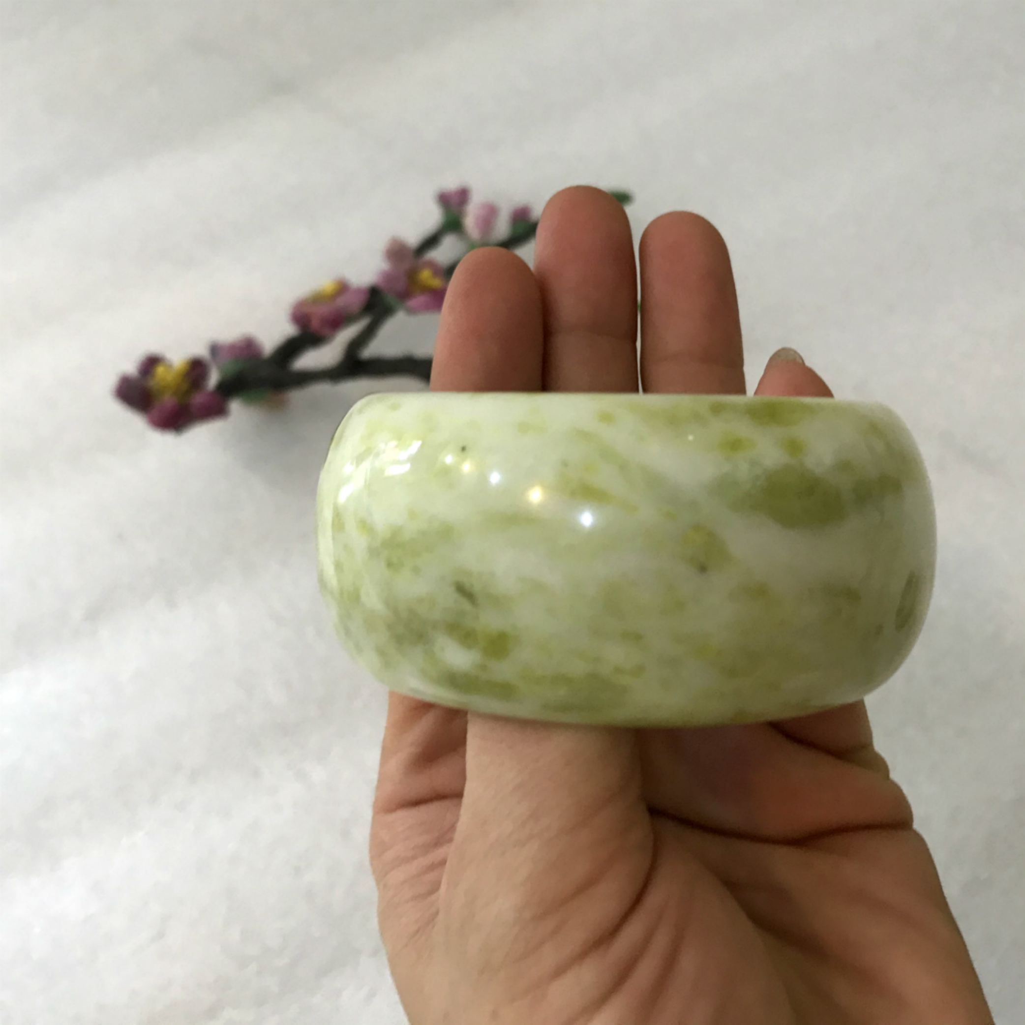 Vòng tay cẩm thạch nam bản to, bản hẹ, bản dày hay bản cao 3cm đá tự nhiên của VN