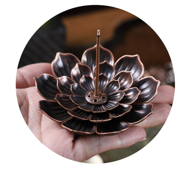 Đế Cắm Nhang Đặt Hương Hợp Kim Hình Hoa Sen 3 Tầng