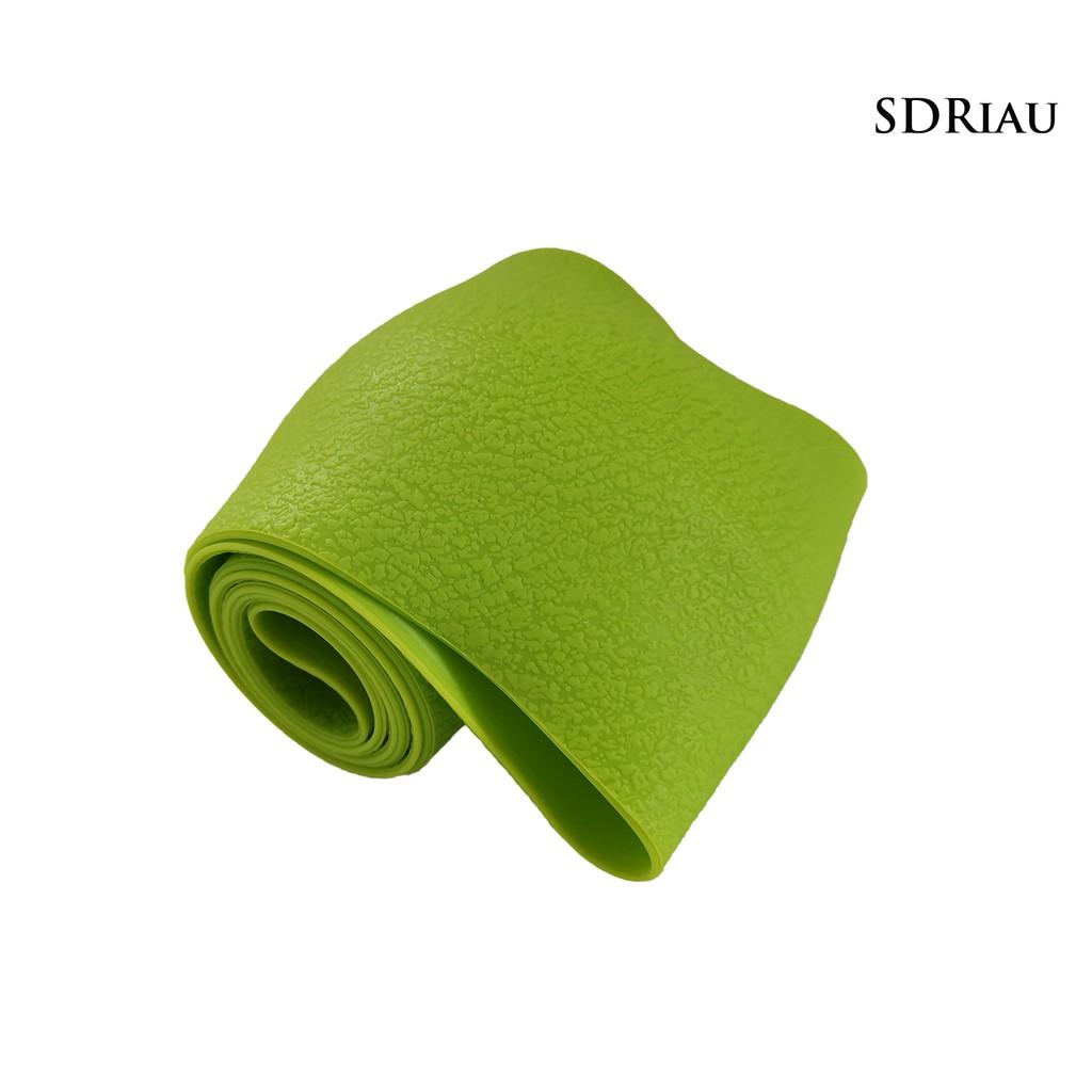 Vỏ Bọc Vô Lăng Xe Hơi Màu Trơn Làm Từ Silicon Chống Trượt Tiện Dụng