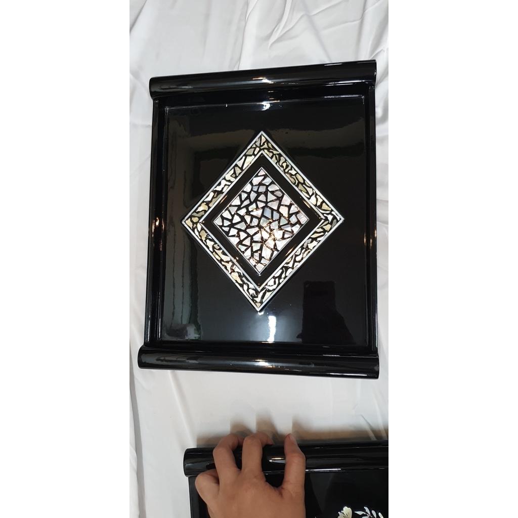 Khay gỗ sơn mài cao cấp Thanh Bình Lê khảm trai xà cừ, ép lụa size 34x16.5 cm sang trọng