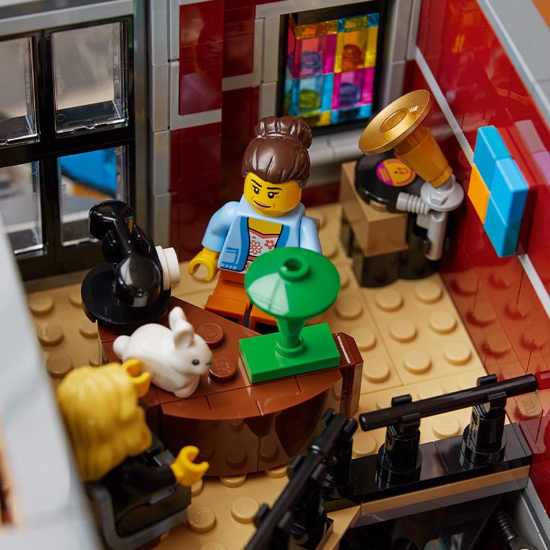 Đồ Chơi LEGO Câu Lạc Bộ Nhạc Jazz 10312