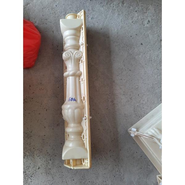 Khuôn Lan Can Tai Xoắn Cao 60cm