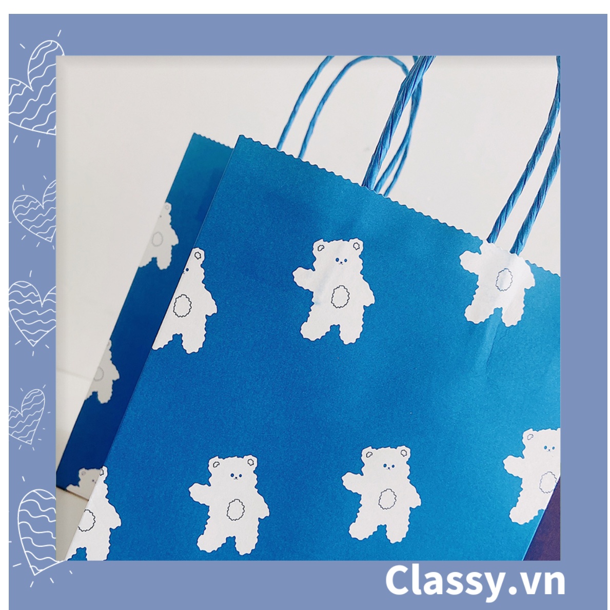 Túi giấy Classy quai xách Classy chú gấu màu xanh dương Q1350