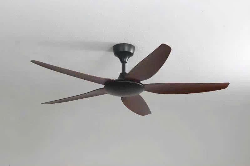 Quạt trần 5 cánh sải dài 1m42, không đèn, có điều khiển từ xa 6 tốc độ gió, hàng chính hãng klasse