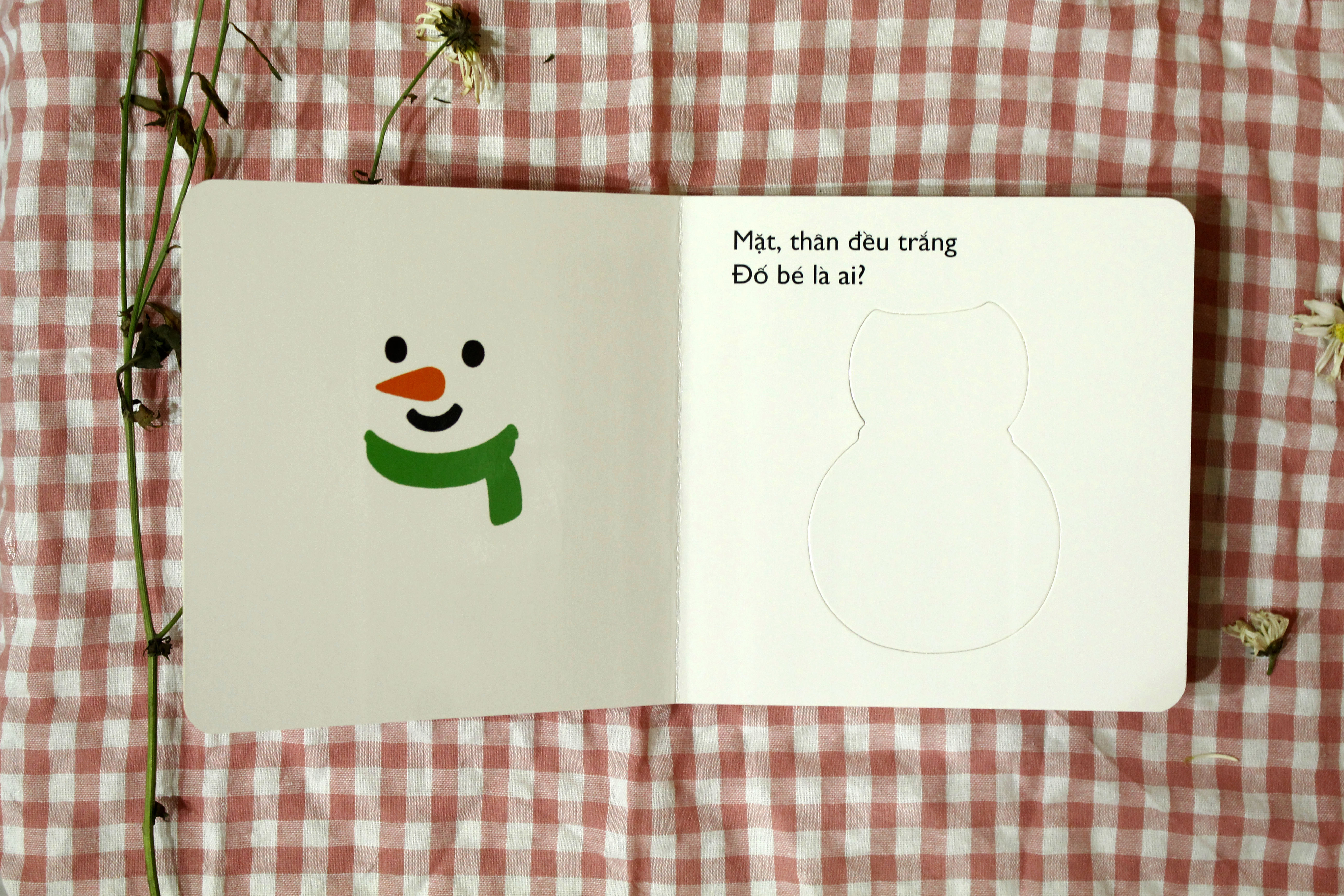 Sách Ehon Nhật Bản - Cùng chơi trốn tìm - Dành cho bé từ 0-6 tuổi - Ehomebooks