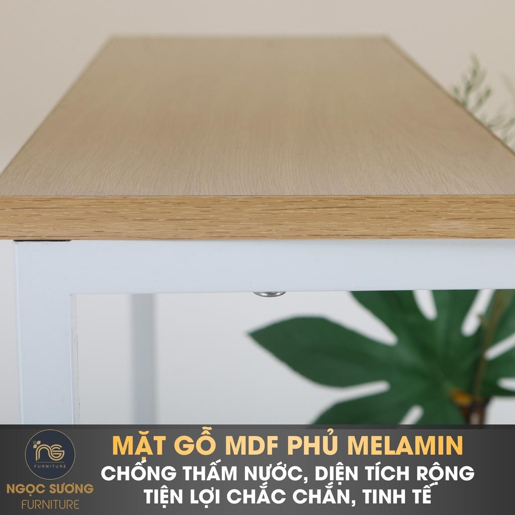 Kệ bếp lò vi sóng có rổ KE01 Ngọc Sương dài 89cm x rộng 40cm x cao 124cm