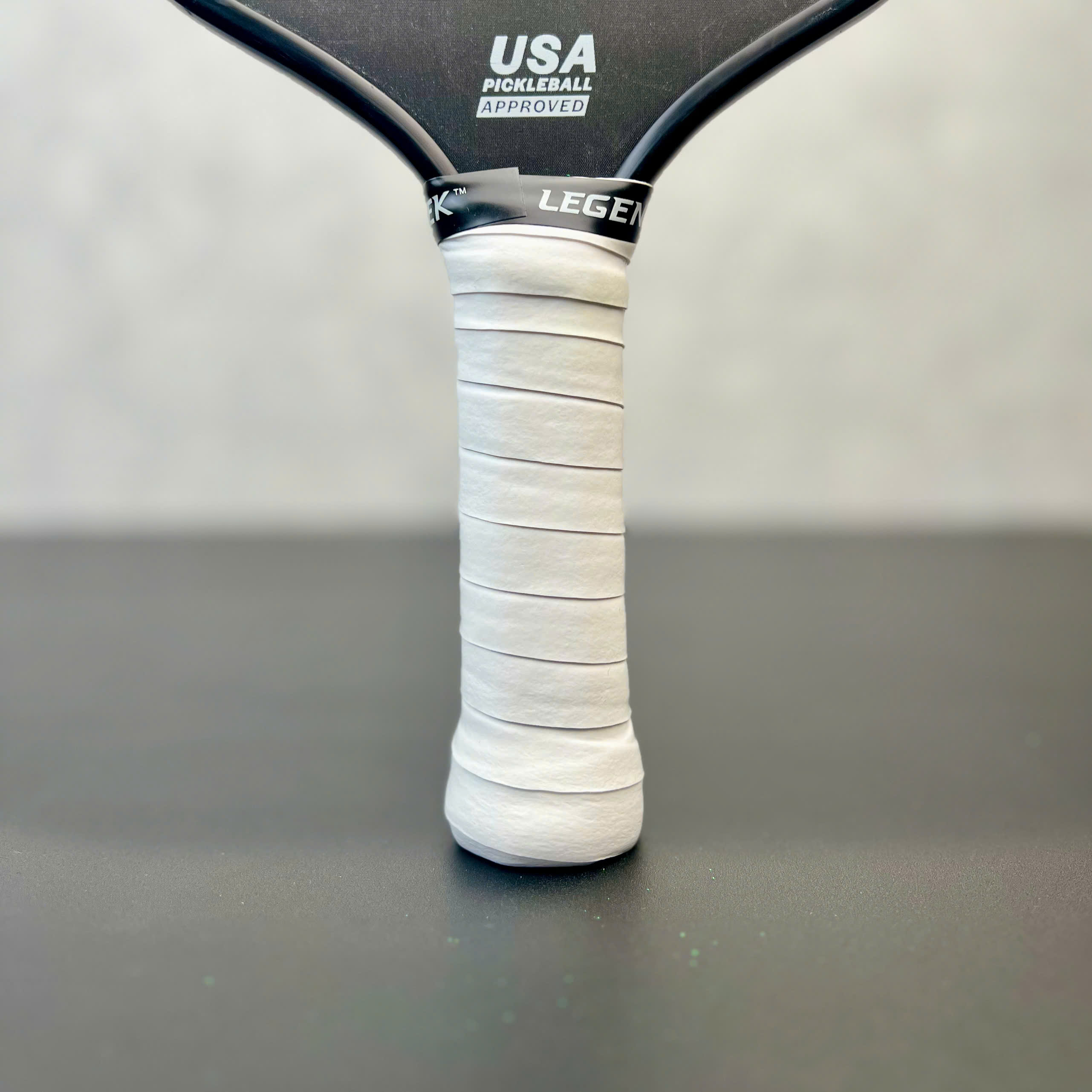 Cán Pickleball Legendtek Cao Cấp  - Thấm Hút Tối Ưu, Bám Chắc Chắn, Bảo Vệ Cán Vợt, 4 Màu Cá Tính