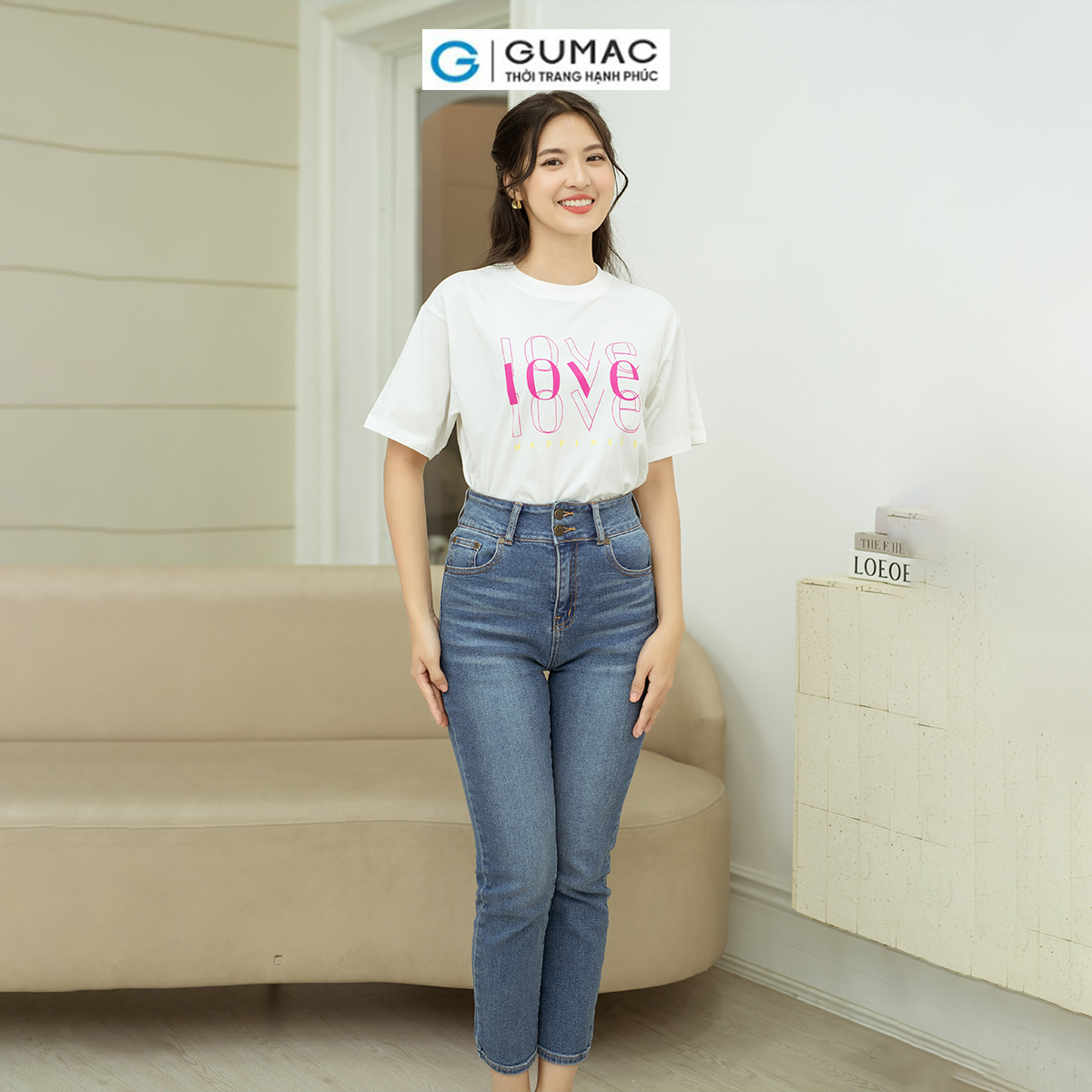Áo thun in chữ GUMAC ATD08052