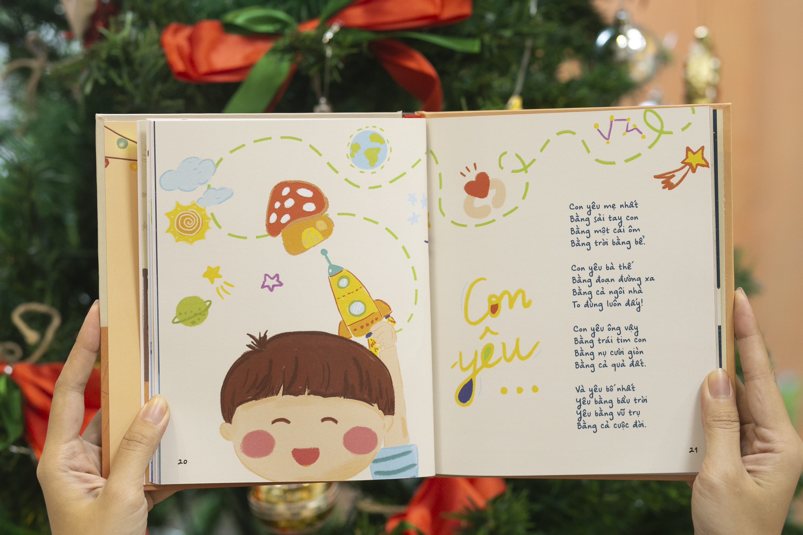 Sách Thơ Ru - Cuốn Đêm Ấm (Bìa cứng, kèm nhạc) - Cho bé trước giờ đi ngủ