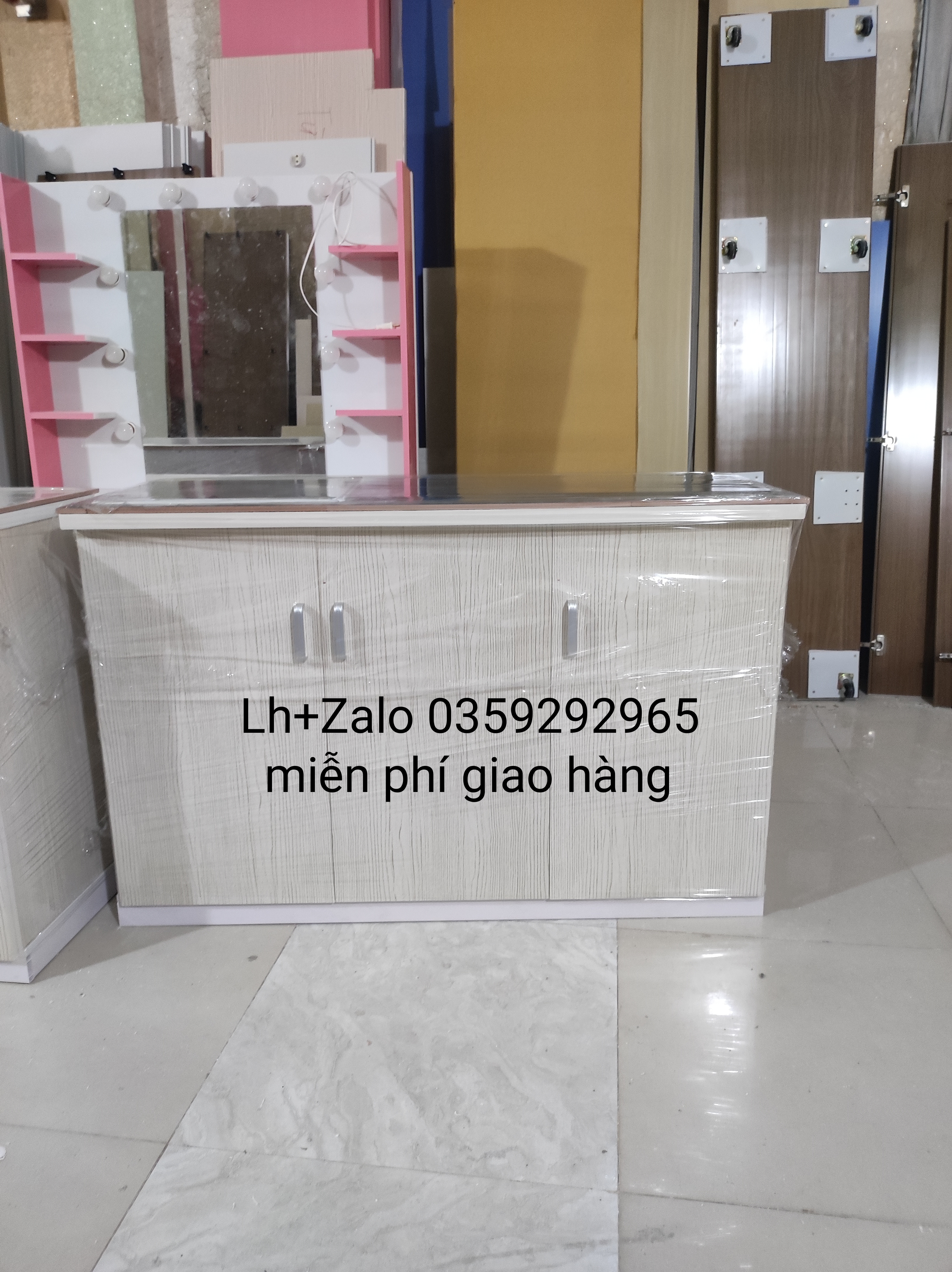 Tủ bếp mini nhựa đài Loan ốp mặt gạch sẵn bồn rửa 