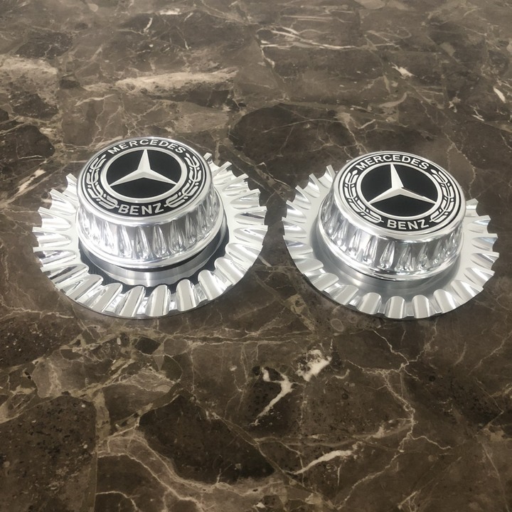 01 chiếc Logo chụp mâm, ốp lazang bánh xe ô tô Maybach BC-011