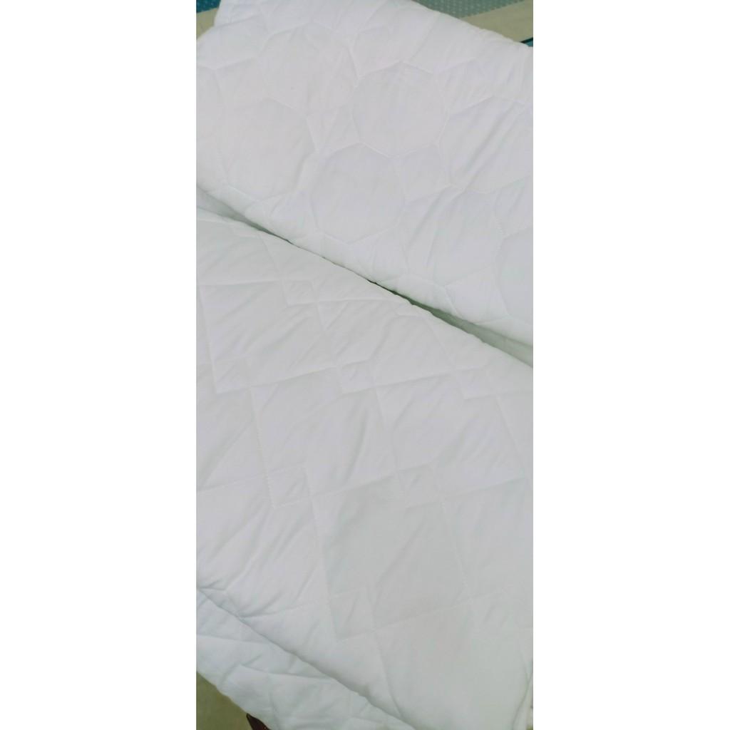 Mền( Chăn) chần bông trắng trơn cotton cao cấp cho nhà nghỉ, khách sạn,gia đình...