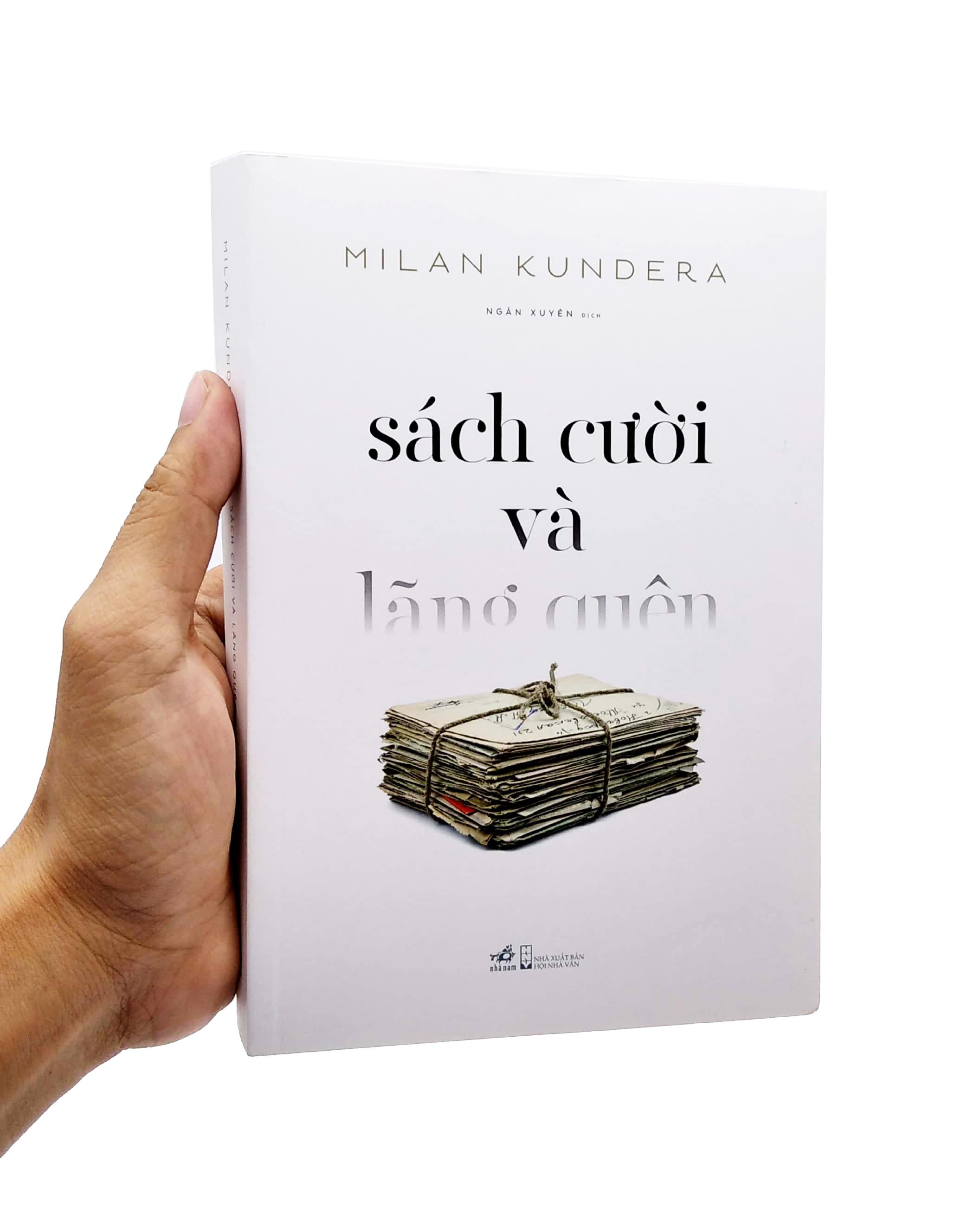 Sách Cười Và Lãng Quên