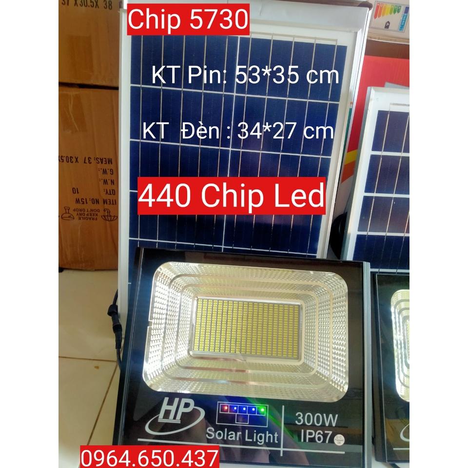 Đèn Pha NLMT 100w, 200w, 300w. Có chế độ báo % sạc pin