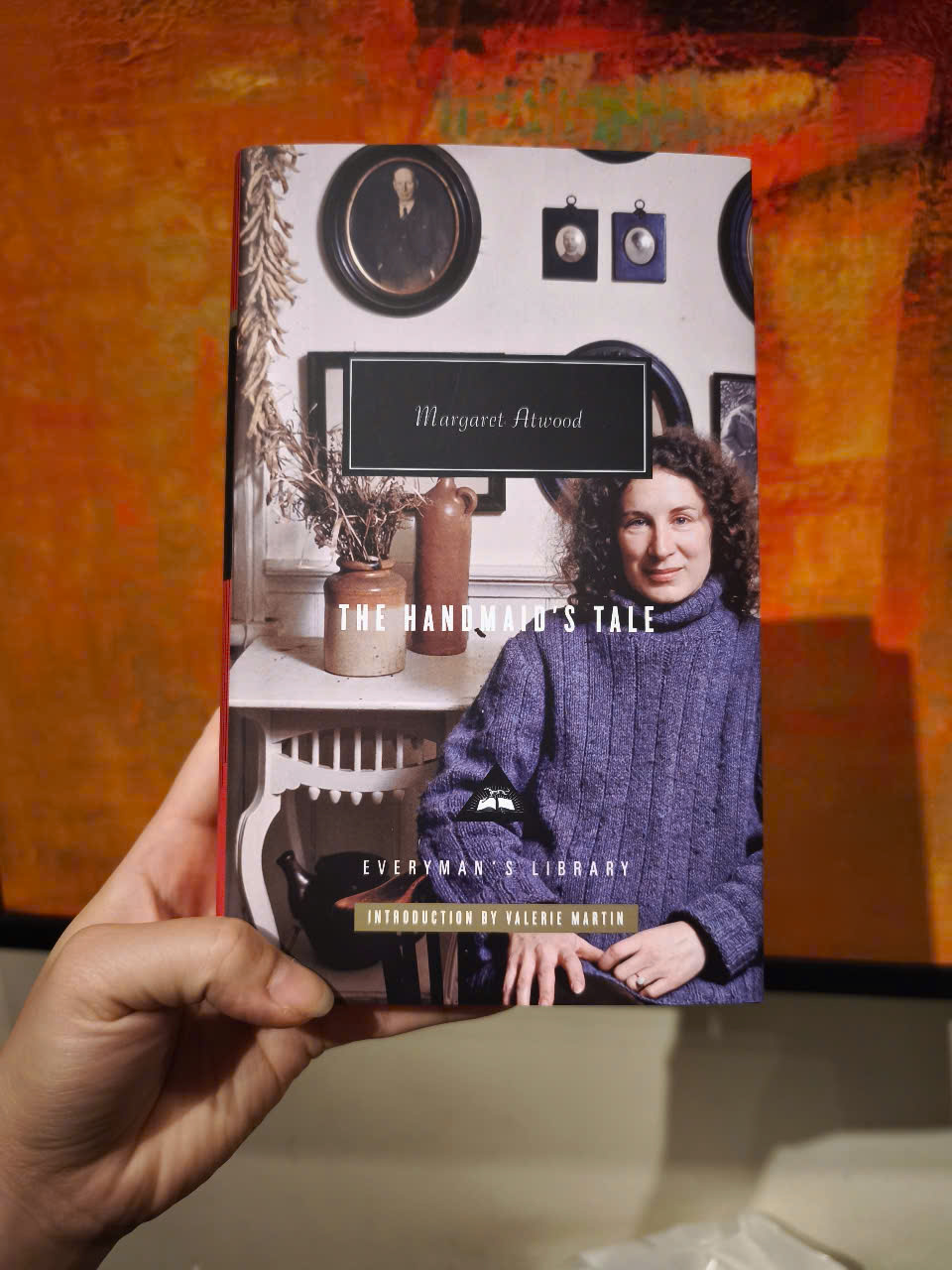 Sách - The Handmaid's Tale (Everyman's Library) by Margaret Atwood, NEW YORK TIMES BESTSELLER
