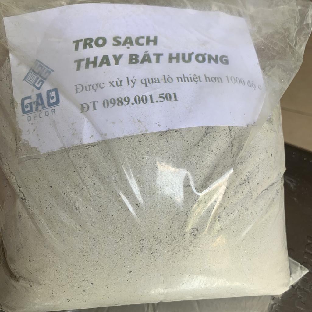 Tro sạch bốc bát hương, tro thay bát hương