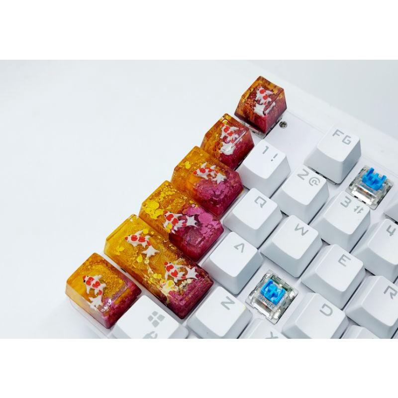 Set keycap cá koi tone vàng đỏ đô trang trí bàn phím cơ.