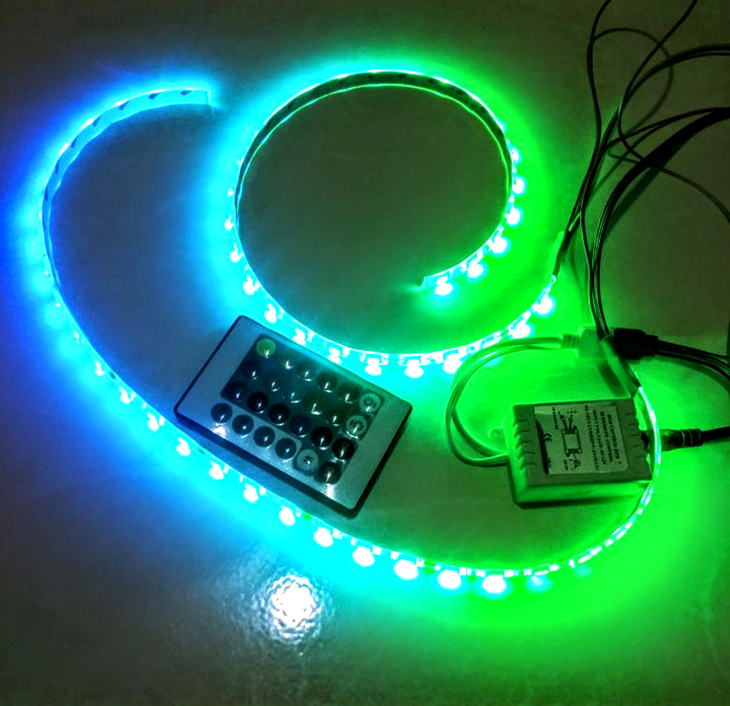 COMBO BỘ 2 DÂY LED TRANG TRÍ XE MÁY XE HƠI ÔTÔ XE ĐẠP ĐIỆN XE ĐIỆN NHIỀU MÀU CÓ ĐIỀU KHIỂN TỪ XA CỰC ĐẸP HÀNG CHUẨN LOẠI TỐT
